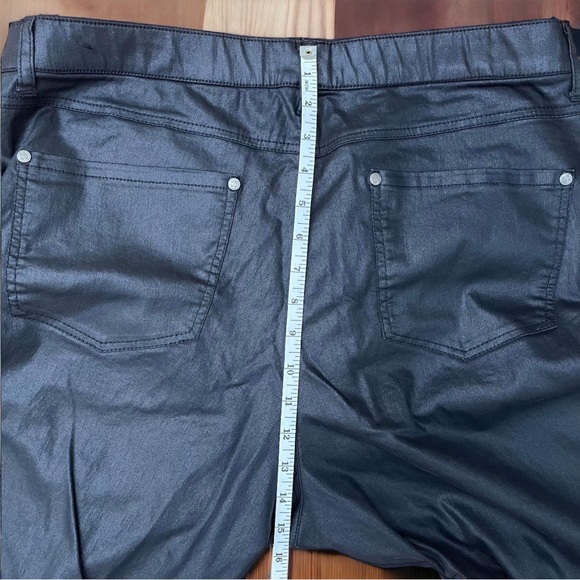 SUKO JEANS Black faux leather like pull-on pants - Picture 5 of 10